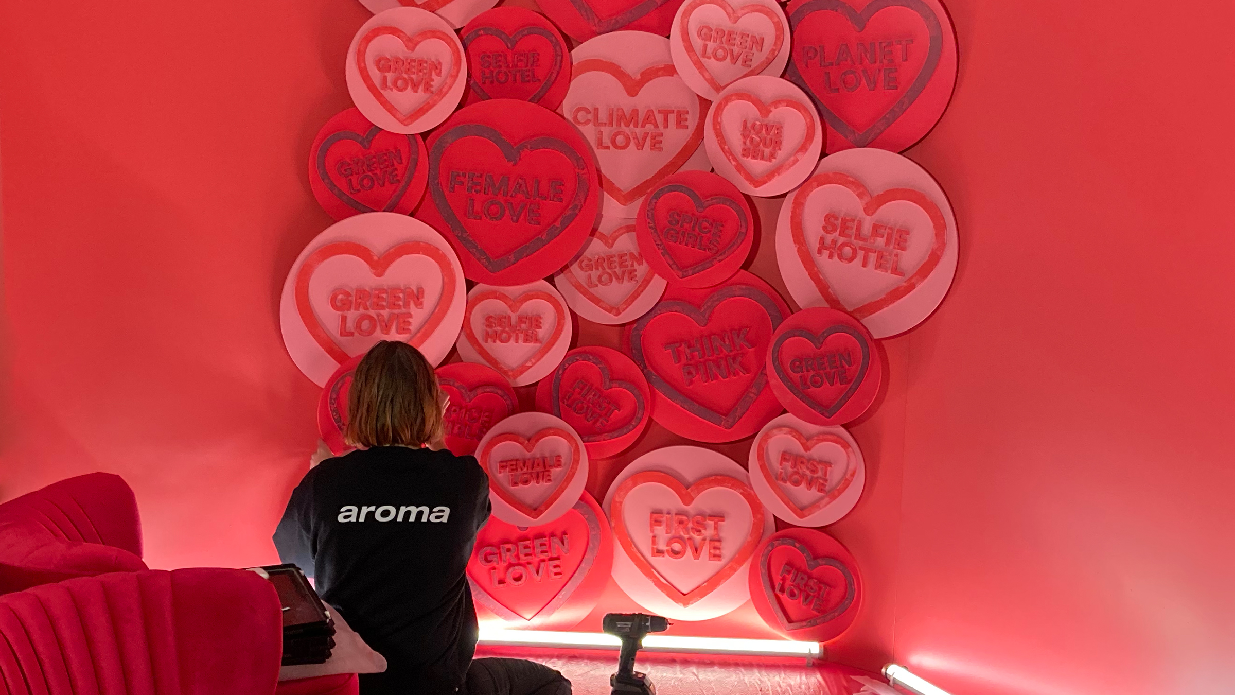 Selfiehotel Production