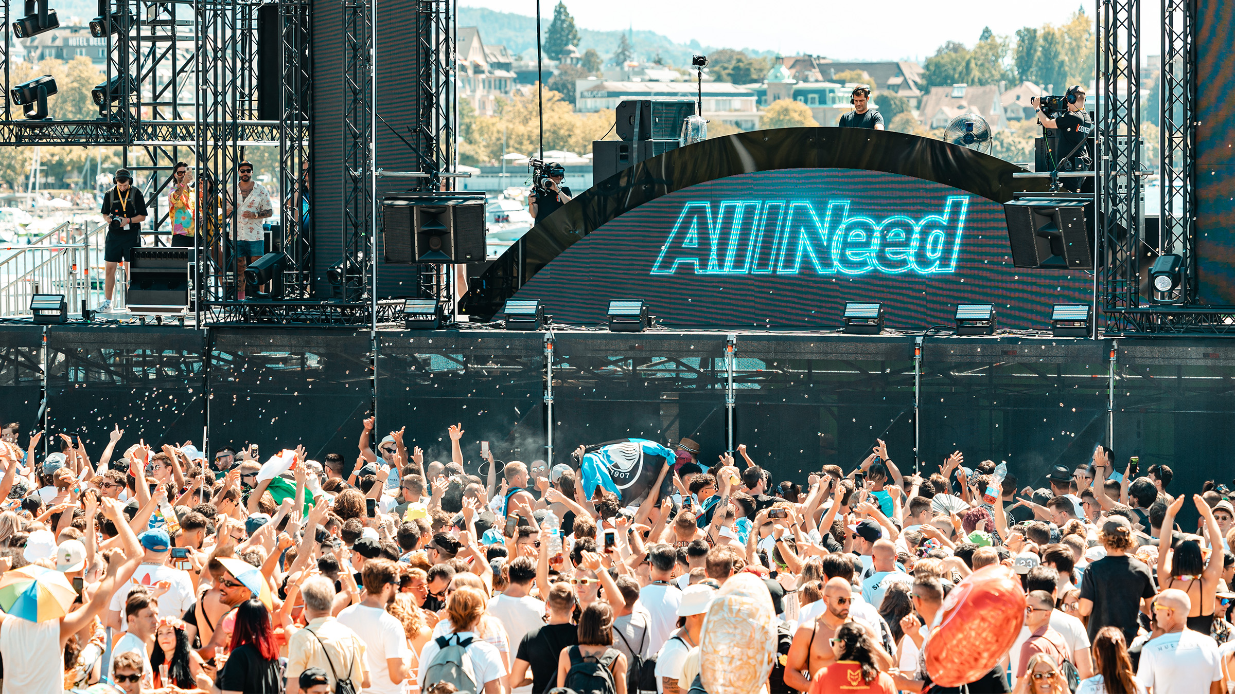 Street Parade Center Stage