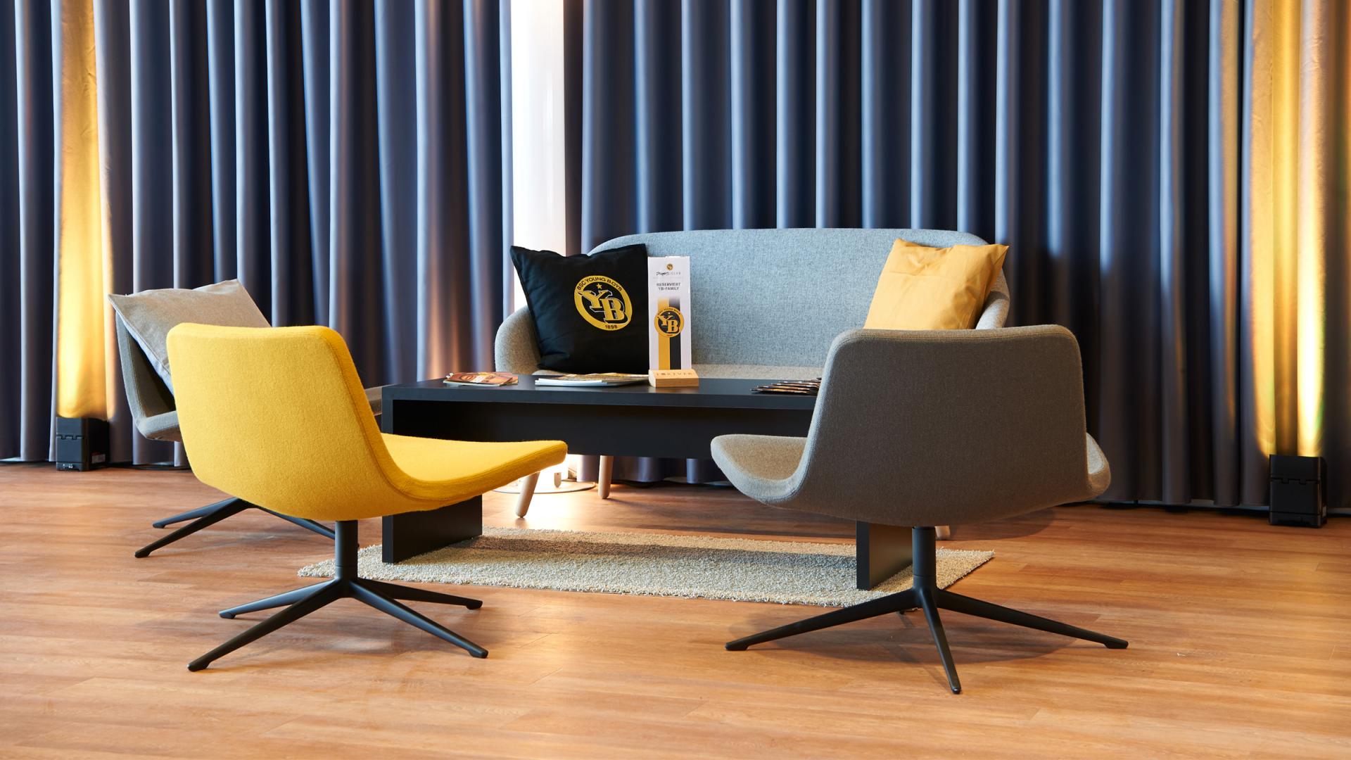 YB Champions Lounge Slider 06