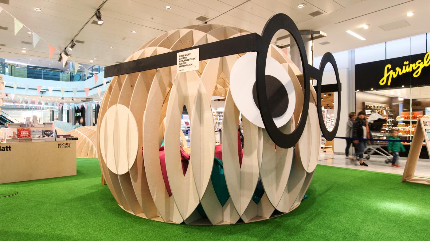 Bücherwurm Bilder Medium 04