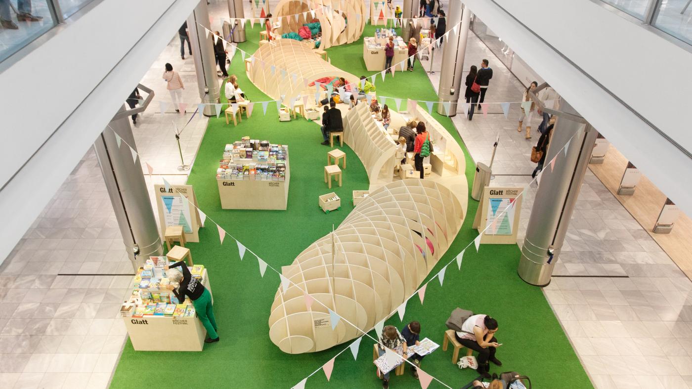 Bücherwurm Bilder Medium 06