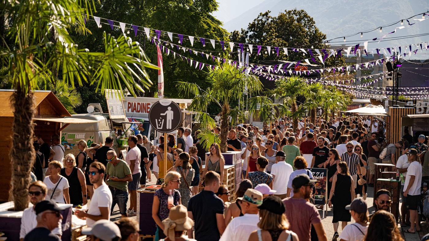 Moon & Stars Piazza Grande Locarno