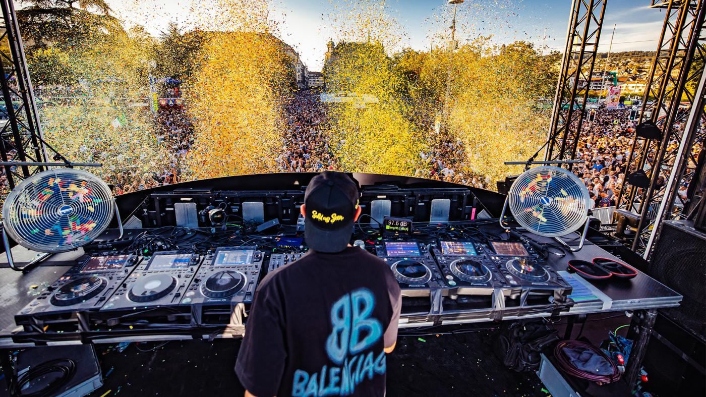 Street Parade Center Stage