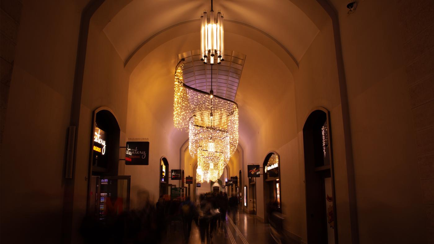 Weihnachtsinstallation Bahnhof Basel SBB
