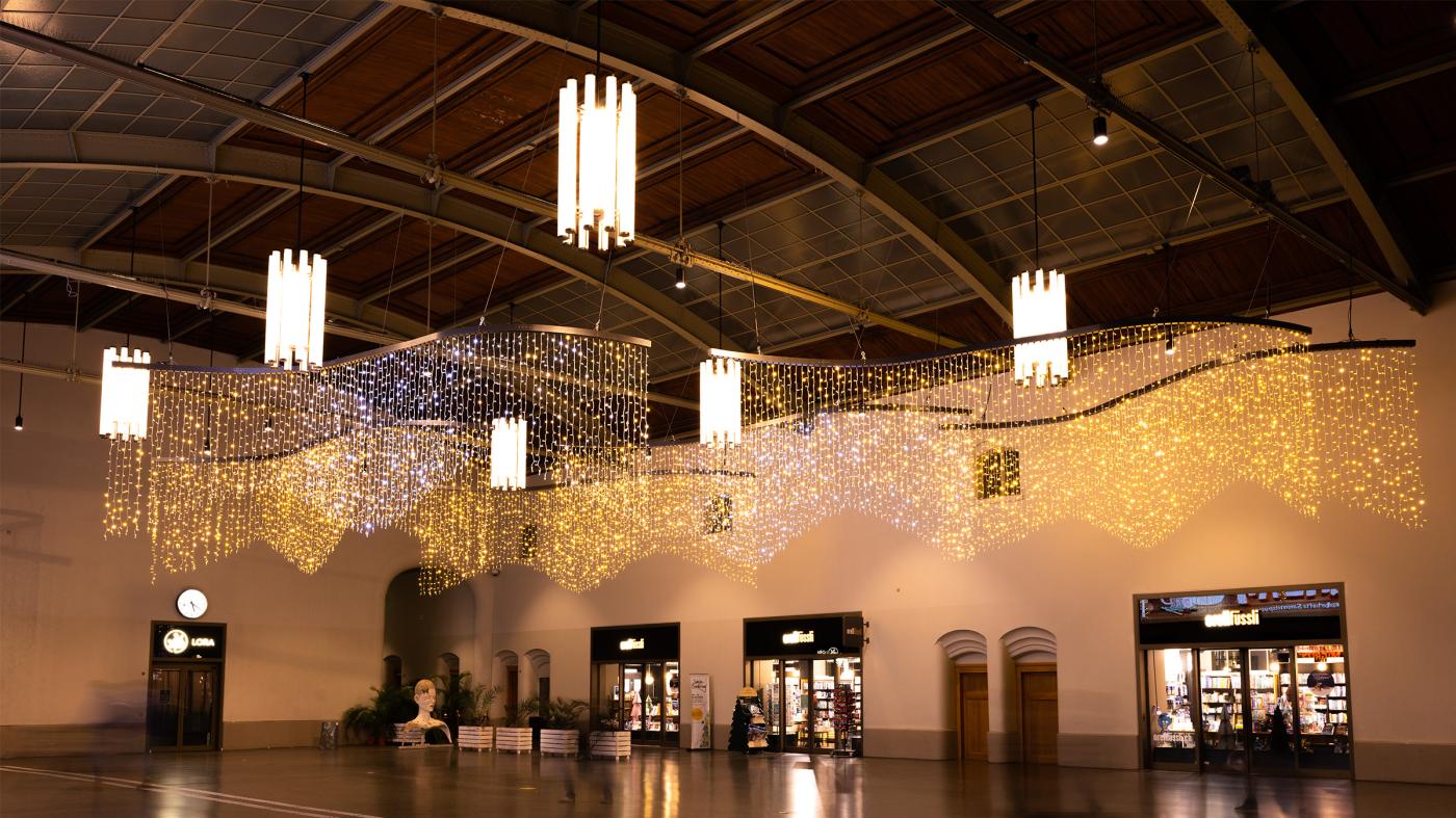 Weihnachtsinstallation Bahnhof Basel SBB
