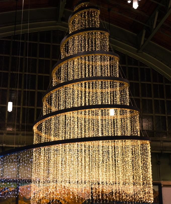 Weihnachtsinstallation Bahnhof Basel SBB