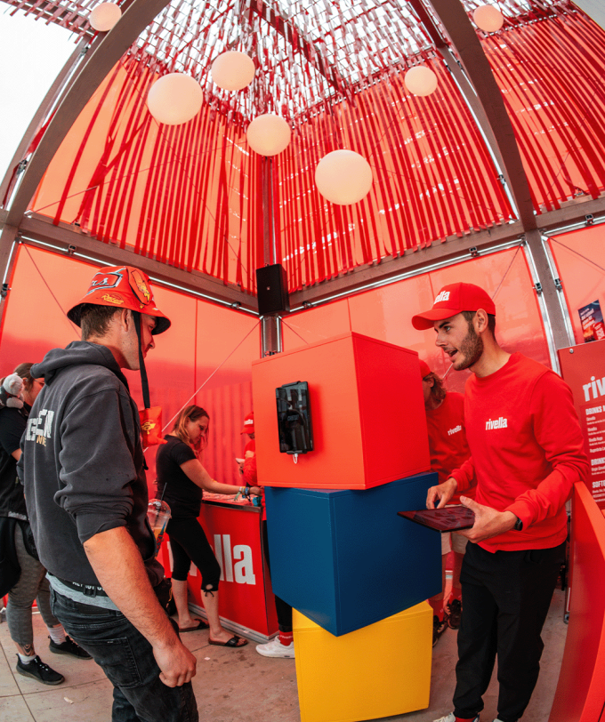 Rivella-Festivals_Bild_Medium_hoch_1045x1250px_01