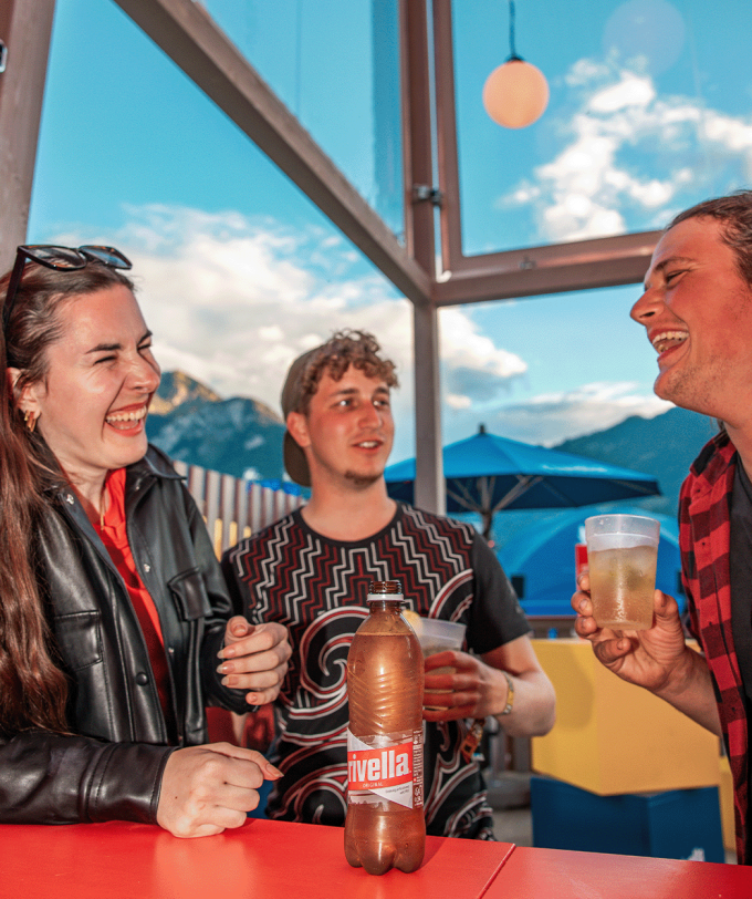 Rivella-Festivals_Bild_Medium_hoch_1045x1250px_03